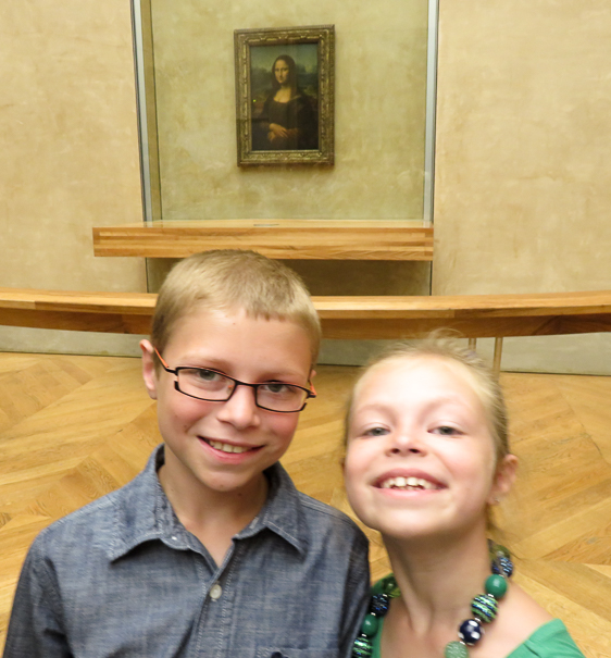 Louvre Mona Lisa - things to do with kids in Paris